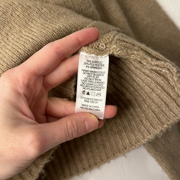 Double Zero Sweater - Picture 3 of 4